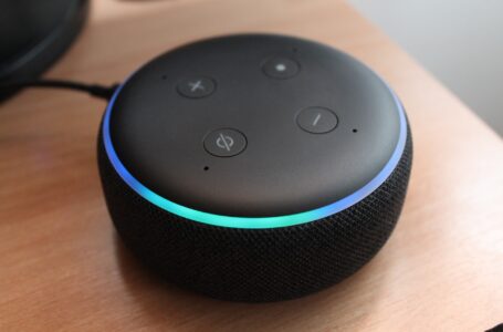 Como alterar o comando de voz para ativar a Alexa, da Amazon